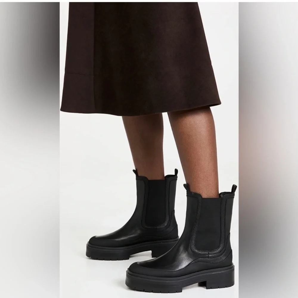 Sam Edelman Lulia Women's Chelsea Boot - Picture 2 of 15